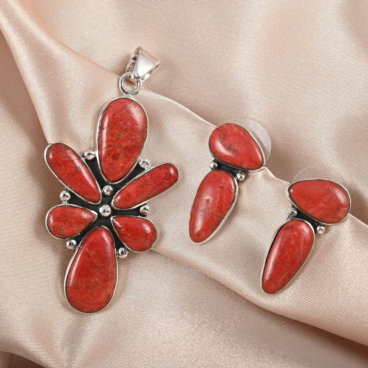 Santa Fe Style Coral Abstract Earrings and Pendant in Sterling Silver image number 1