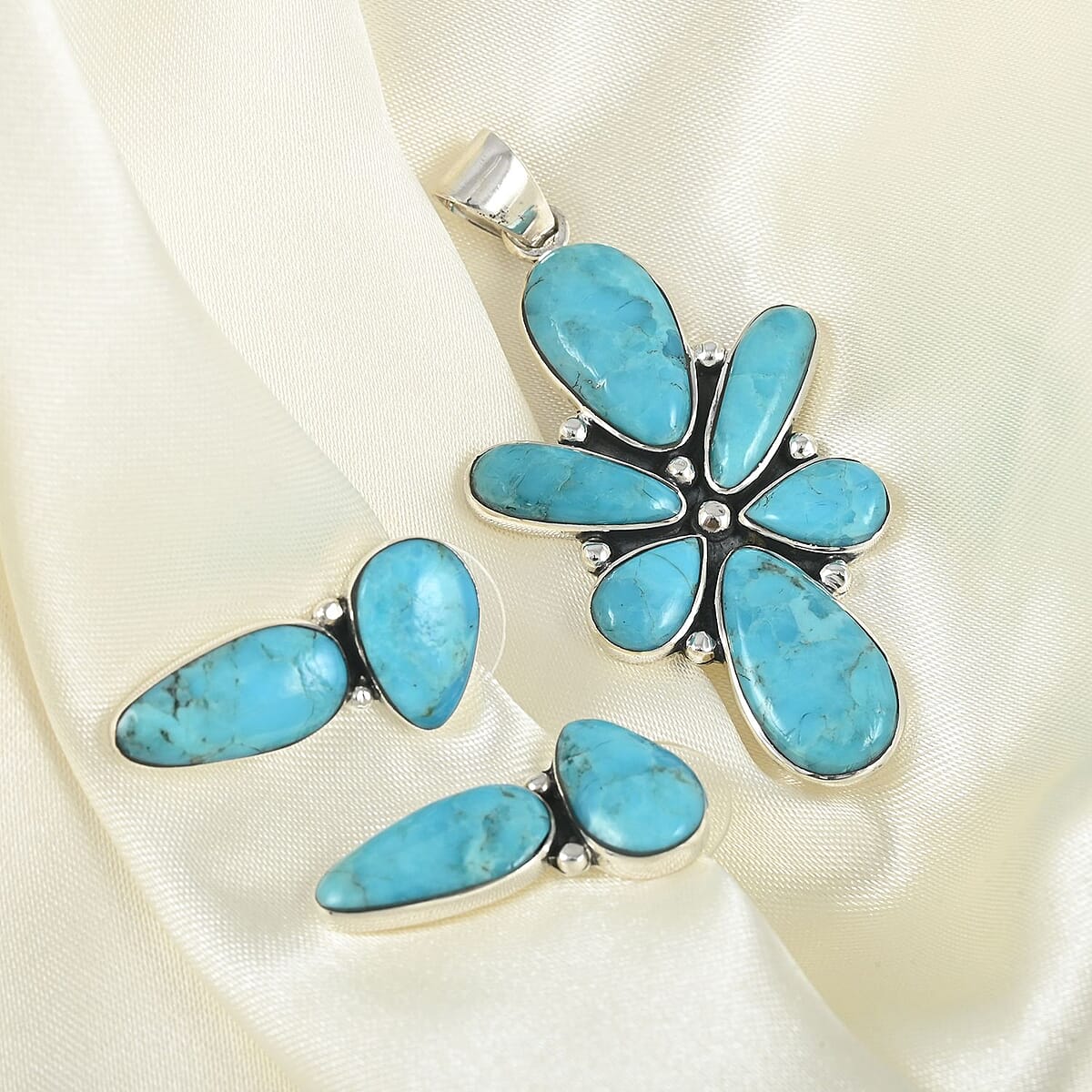 Santa Fe Style Kingman Turquoise Abstract Earrings and Pendant in Sterling Silver 22.50 ctw image number 1
