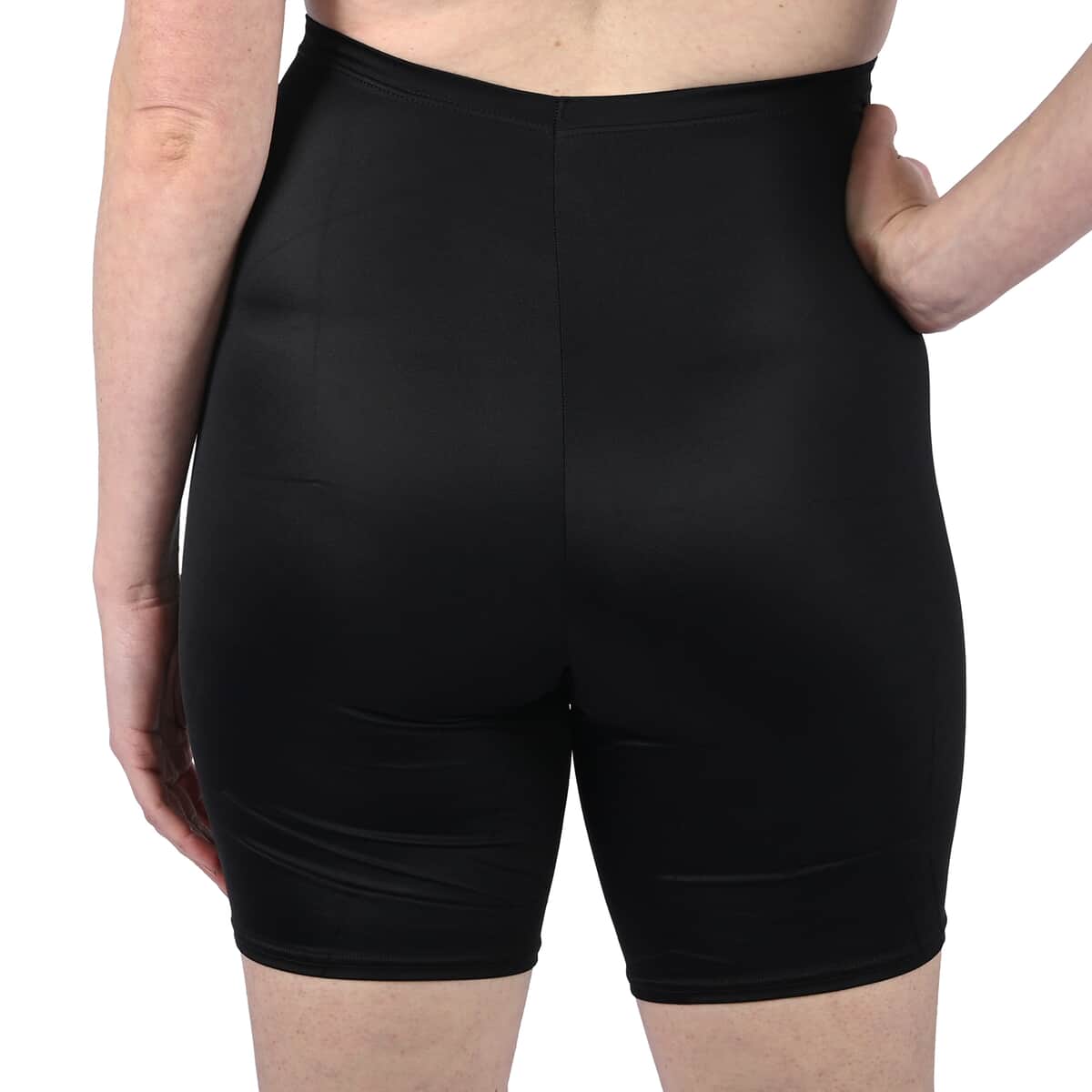 Maidenform Smoothing Cool Comfort Thigh Slimmer - Black (L, Nylon/Spandex) image number 1