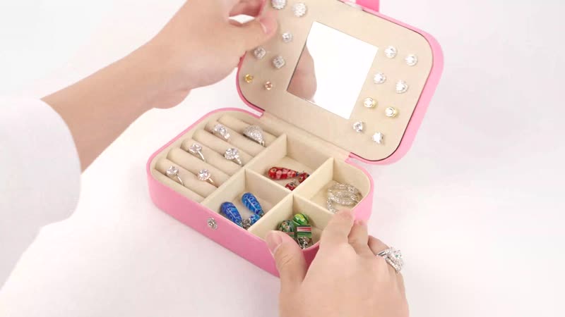 Pink Faux Leather Jewelry Organizer with Button Closure (6.49"x4.53"x2.17")