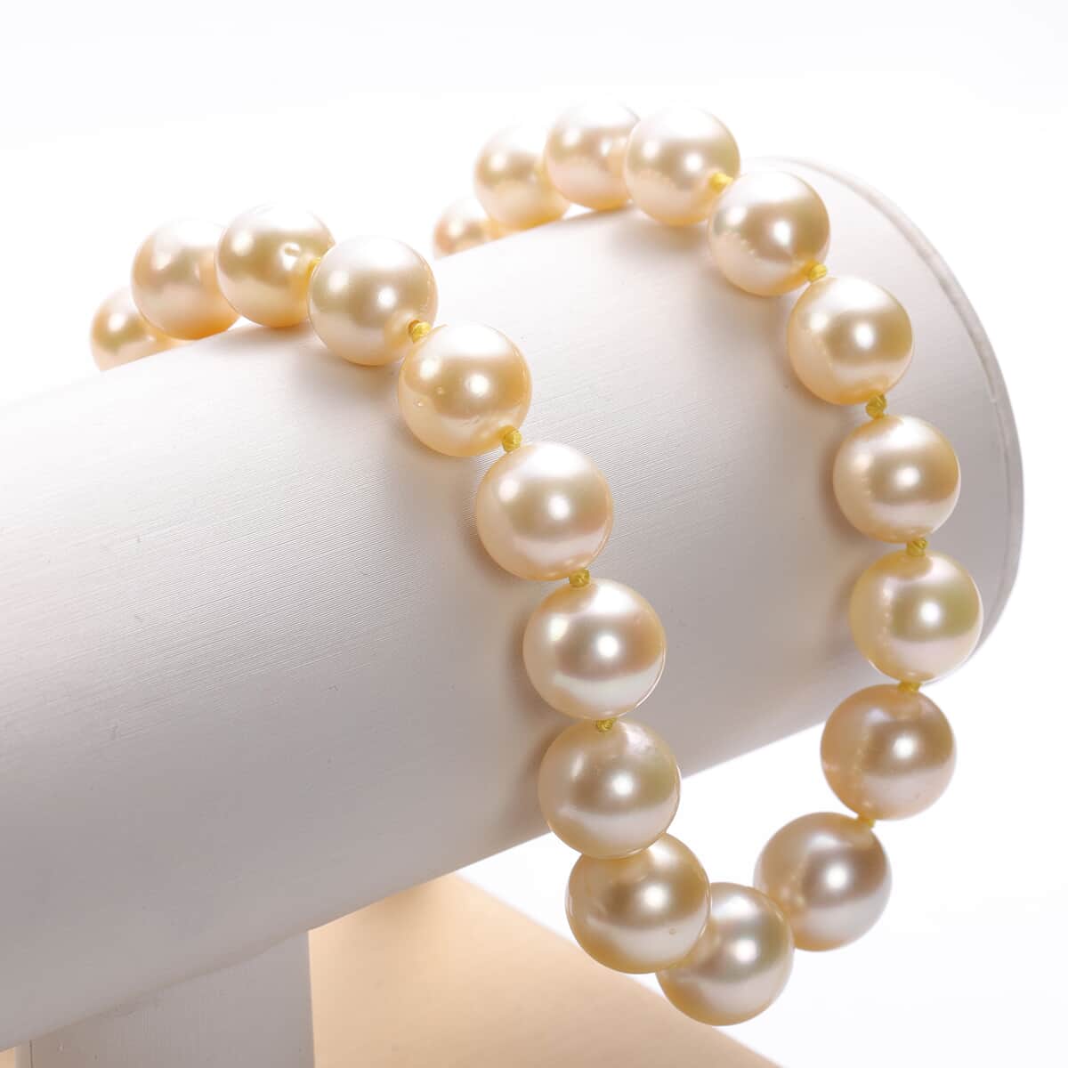 10K Yellow Gold Golden South Sea Pearl Beaded Necklace 18 Inches image number 1
