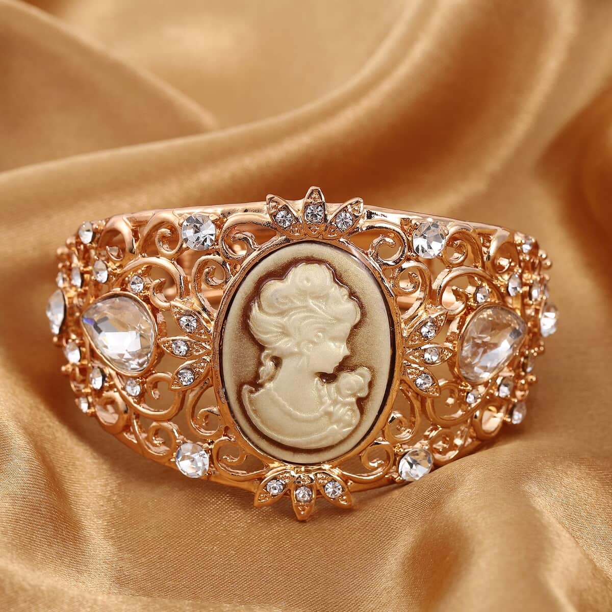 Brown Cameo and Multi Crystal and Glass Bangle Bracelet in Goldtone (6.50 In) image number 1
