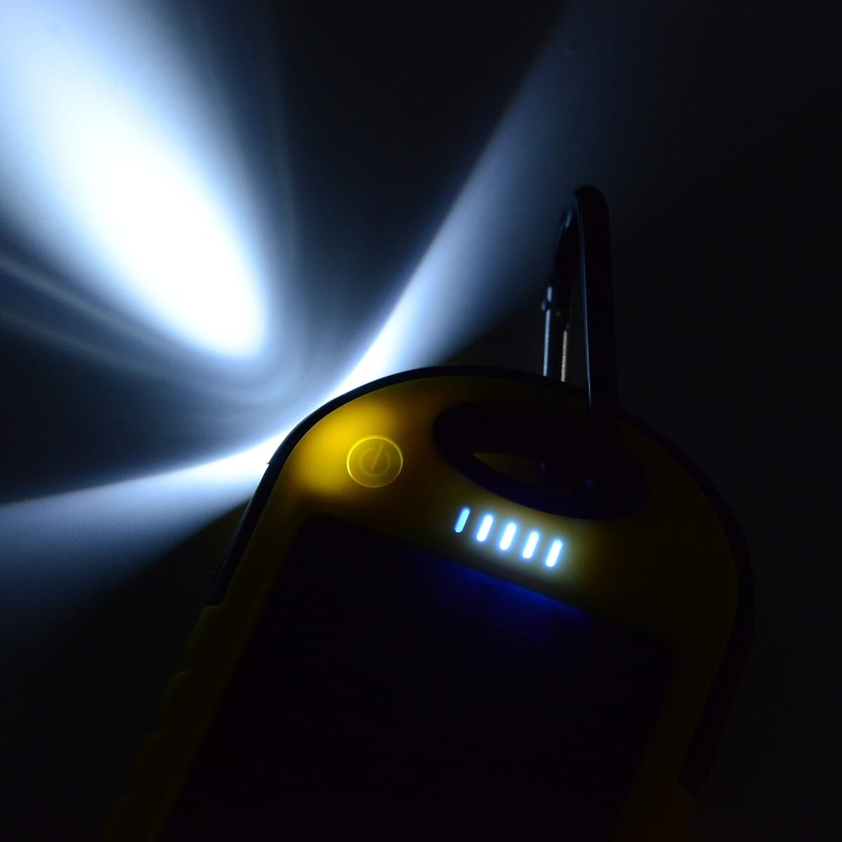 Homesmart Yellow Carabiner Solar 5000 mAh Battery Charger with USB & Emergency LED Torch image number 6