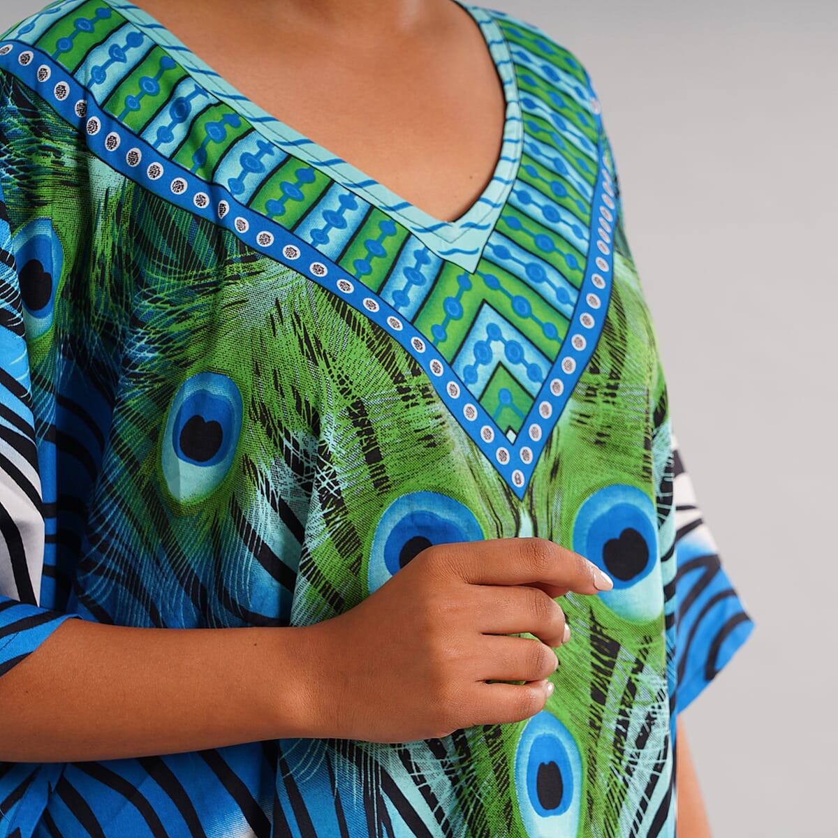 Marva's Personal Pick JOVIE Turquoise Peacock V-Neck Kaftan - One Size Fits Most image number 4