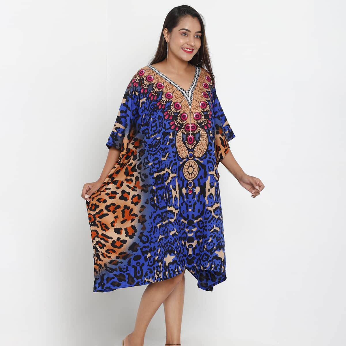 JOVIE Blue Cheetah V-Neck Kaftan - One Size Fits Most image number 3