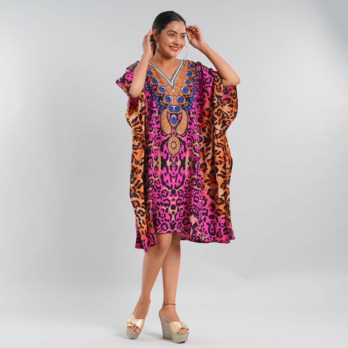 JOVIE Pink Cheetah V-Neck Kaftan - One Size Fits Most image number 3