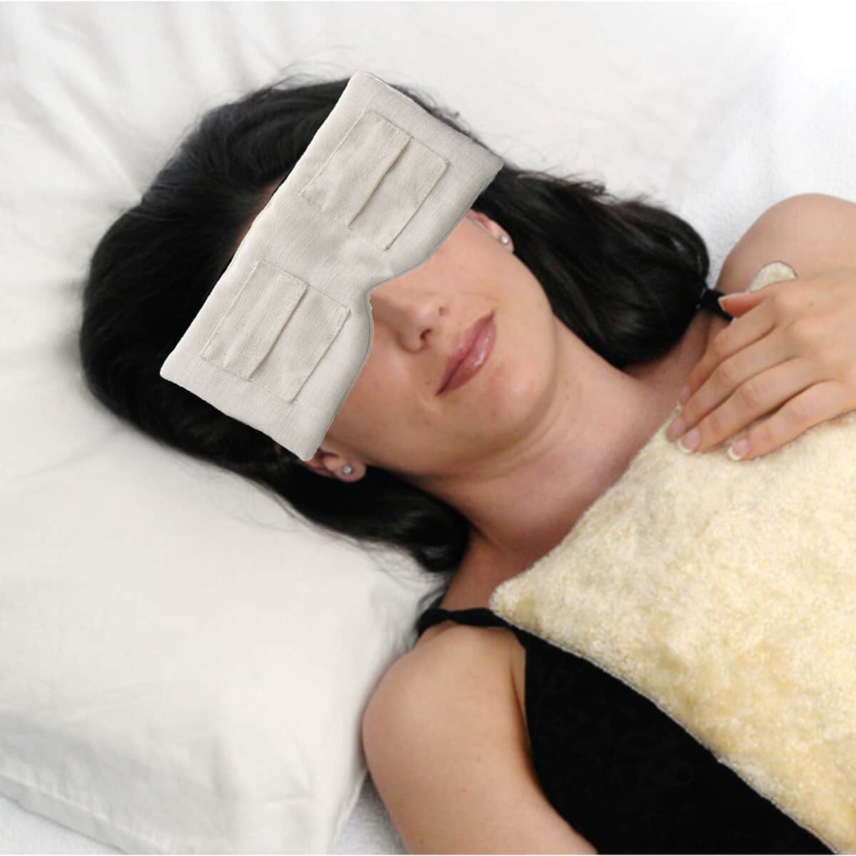 Cotton, Eye Pillow With Pockets & Removable Quartz For Eye Rejuvenation image number 1