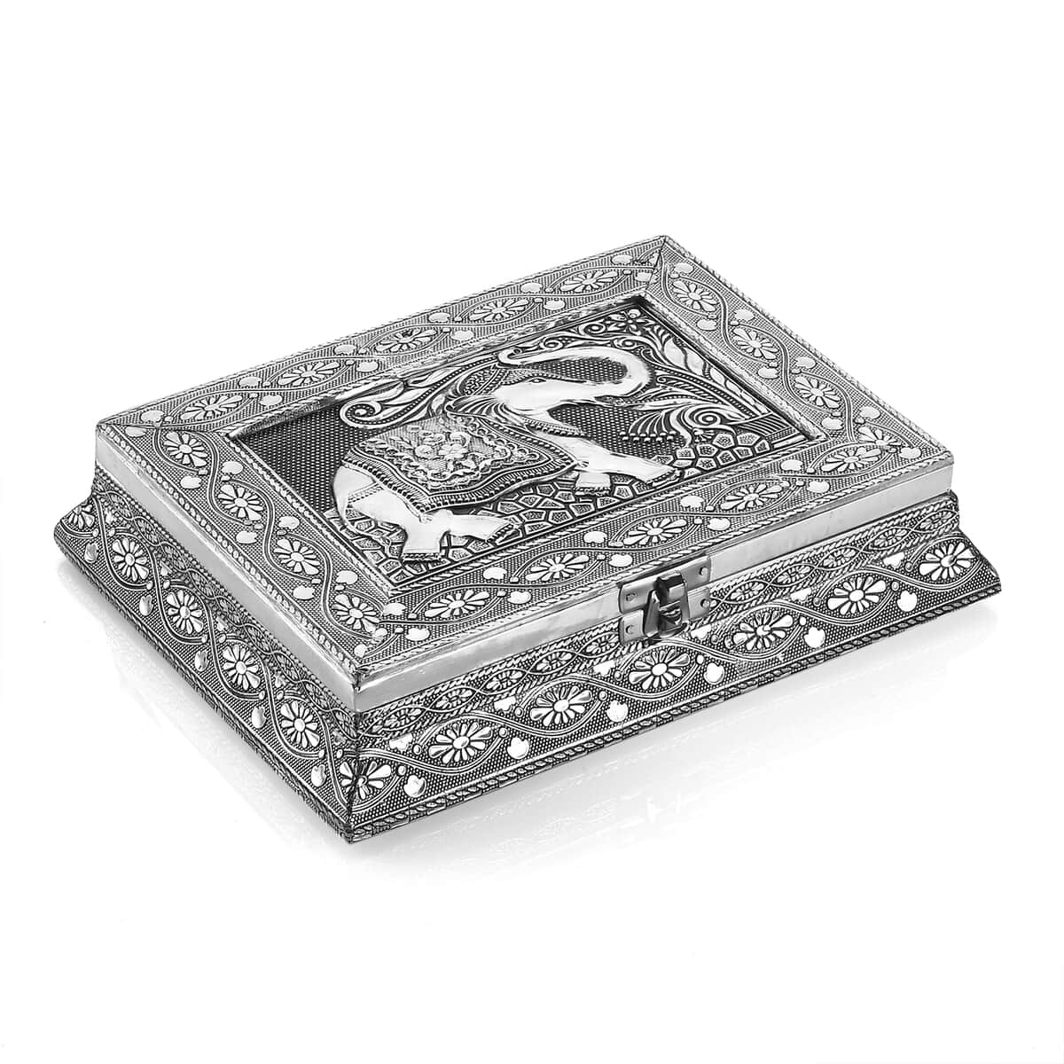 Handcrafted Oxidized 3D Elephant Embossed Scratch Protection Interior Jewelry Box (9x7x3) image number 0