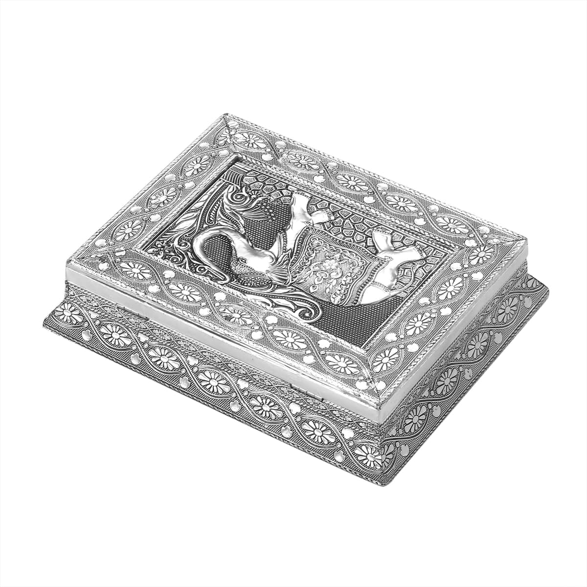 Handcrafted Oxidized 3D Elephant Embossed Scratch Protection Interior Jewelry Box (9x7x3) image number 2