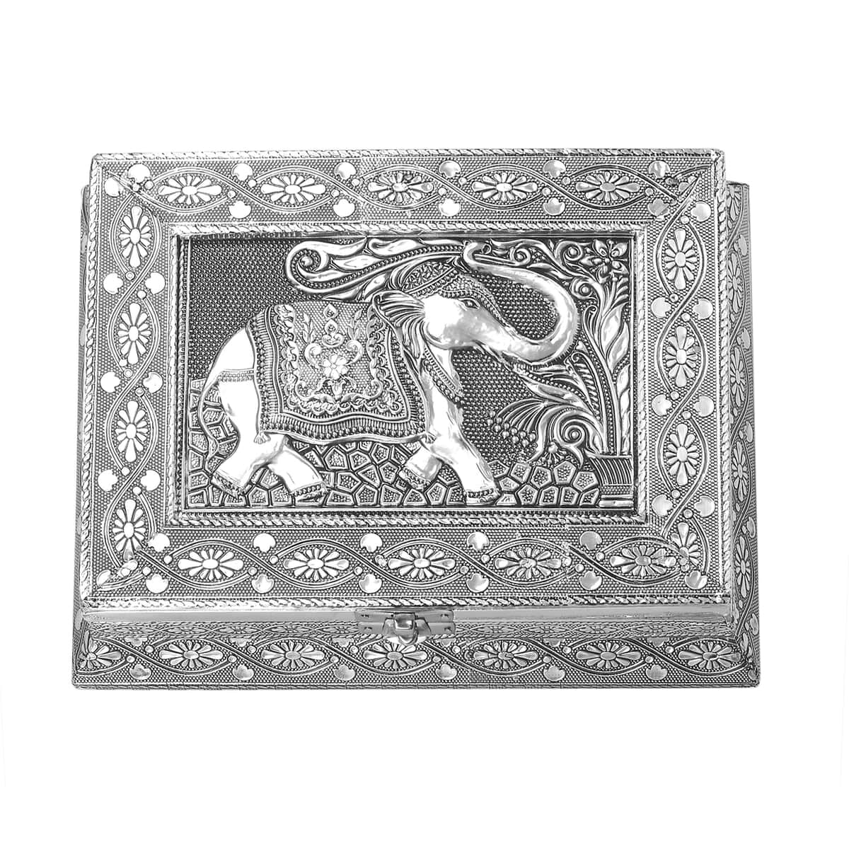 Handcrafted Oxidized 3D Elephant Embossed Scratch Protection Interior Jewelry Box (9x7x3) image number 4