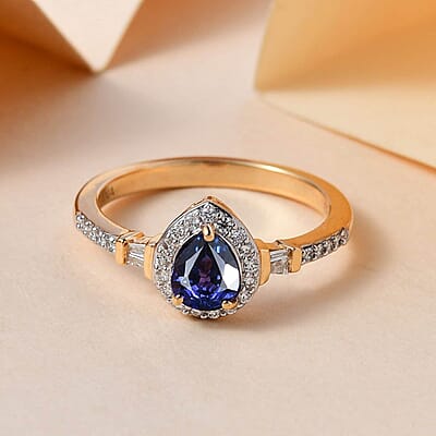 Iliana 18K Yellow Gold AAA Tanzanian Color Change Sapphire and G-H SI Diamond Halo Ring (Size 5.0) 0.90 ctw with Free UV Flash Light