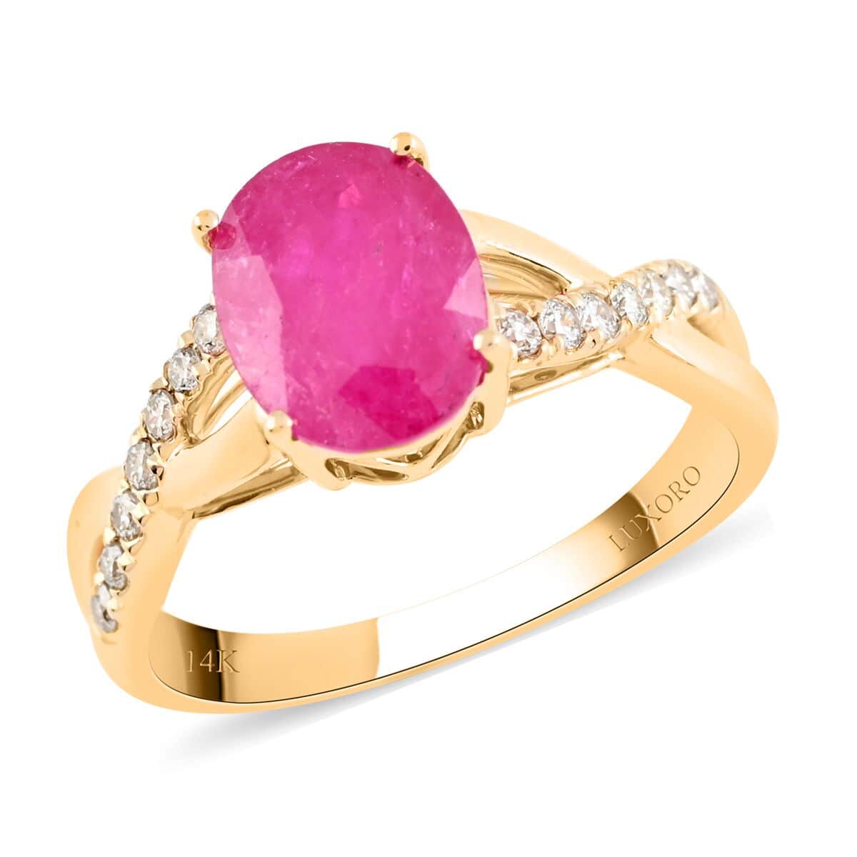 Luxoro 14K Yellow Gold AAA Mozambique Ruby and G-H I2 Diamond Ring (Size 5.0) 3.15 Grams 2.25 ctw image number 0