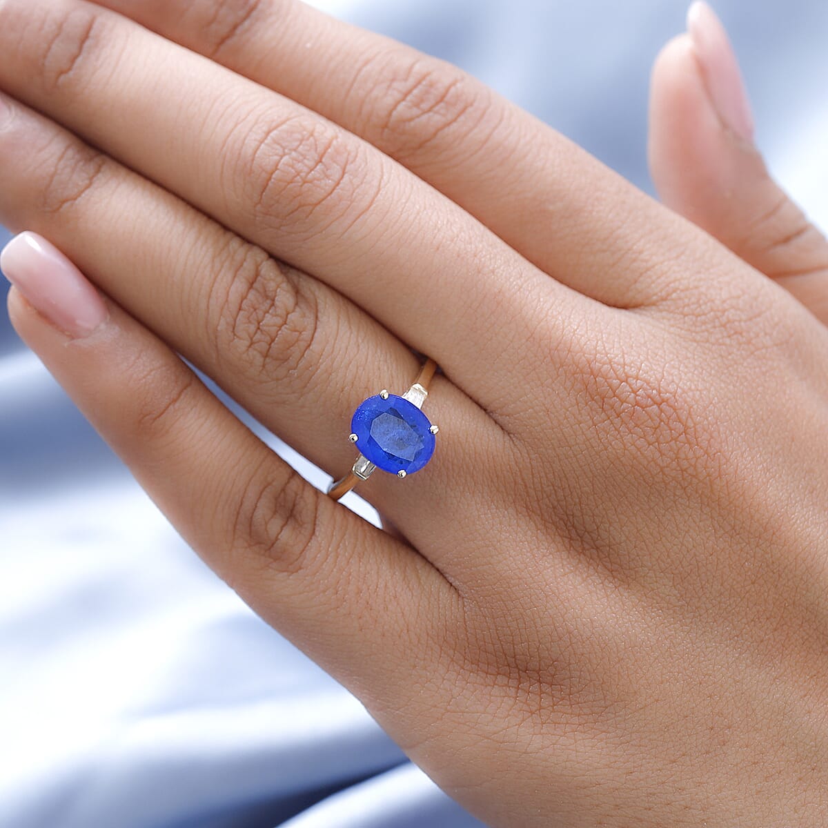 LUXORO 10K Yellow Gold Premium Tanzanian Blue Spinel, Diamond (G-H, I3) Ring (Size 10.0) (2.40 g) 3.15 ctw image number 2