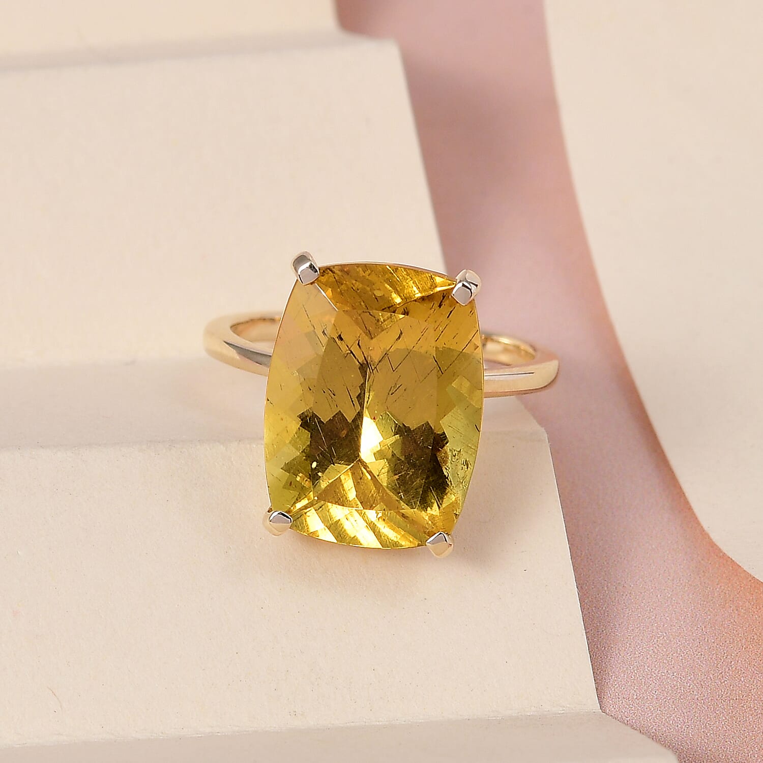 Luxoro 10K Yellow Gold Premium Brazilian Golden Apatite Solitaire Ring (Size 5.0) 11.10 ctw