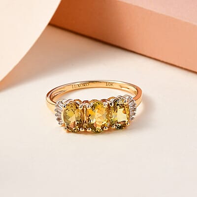 Luxoro 10K Yellow Gold Premium Golden Tanzanite and Diamond 3 Stone Ring (Size 11.0) 1.50 ctw