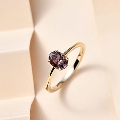 Luxoro 10K Yellow Gold AA Premium Merelani Color Change Garnet Solitaire Ring (Size 5.0) 1.00 ctw