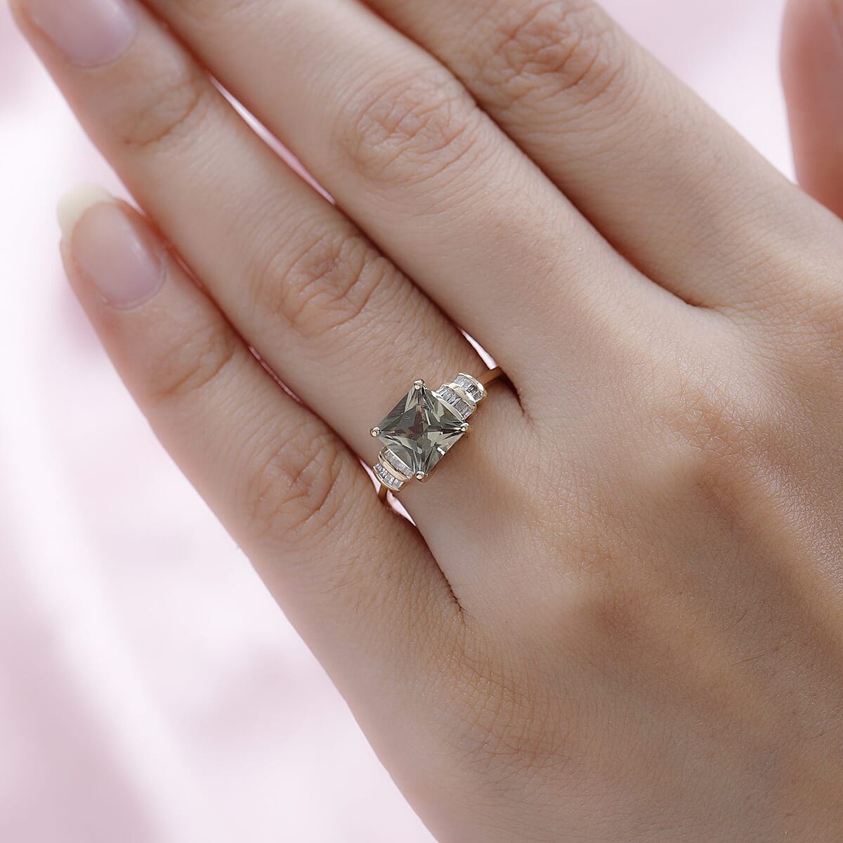 Luxoro 14K Yellow Gold AAA Turkizite and G-H I3 Diamond Ring (Size 7.5) 2.75 Grams 2.10 ctw image number 2