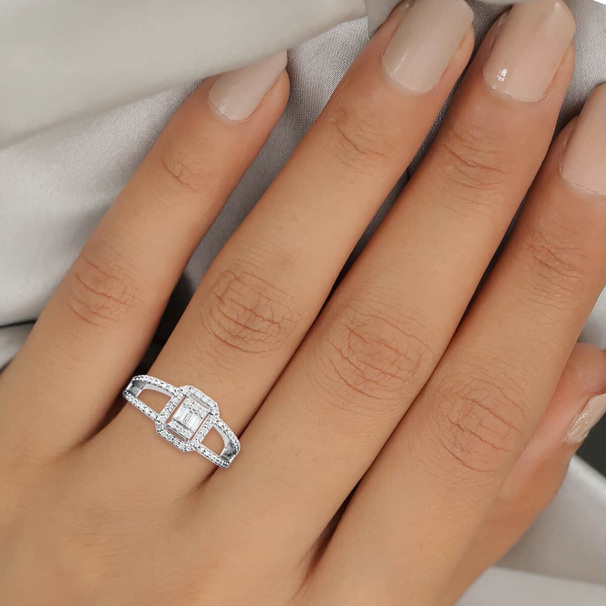14K White Gold Diamond Ring (Size 5.0) 3.90 Grams 0.50 ctw image number 2