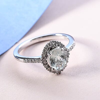 Luxoro 14K White Gold Premium Narsipatnam Alexandrite and G-H I3 Diamond Halo Ring (Size 5.0) 1.10 ctw