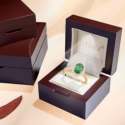 Iliana 18K Yellow Gold AAA Kagem Zambian Emerald and G-H SI Diamond Halo Ring (Size 5.0) 1.65 ctw