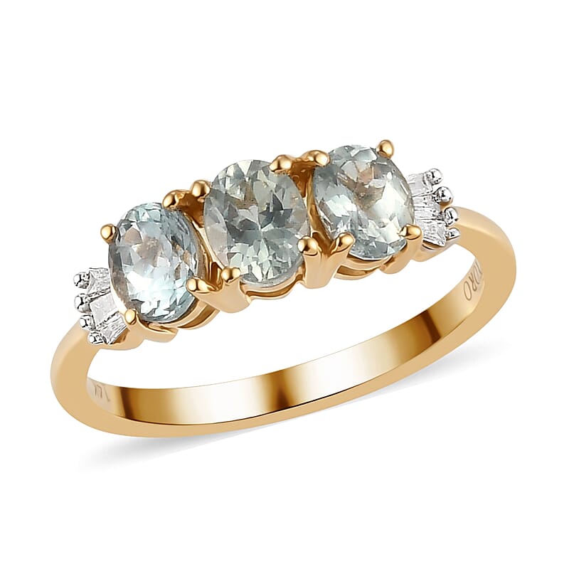 Luxoro 14K Yellow Gold AAA Narsipatnam Alexandrite and G-H I2 Diamond Trilogy Ring (Size 5.0) 1.15 ctw
