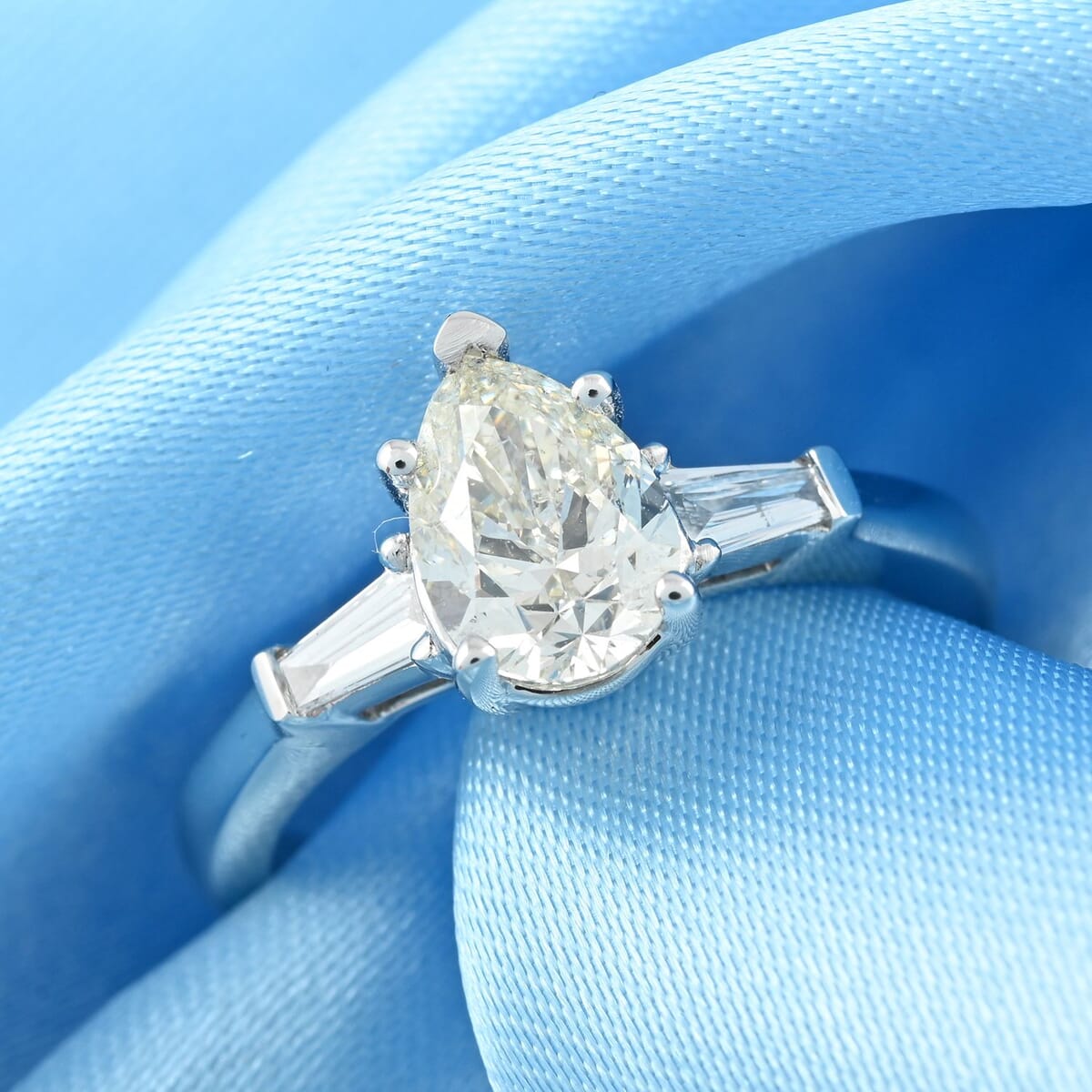 LUXORO 14K White Gold Premium Espirito Santo Aquamarine and G-H I2 Diamond Ring 3.85 Grams 4.50 ctw image number 1