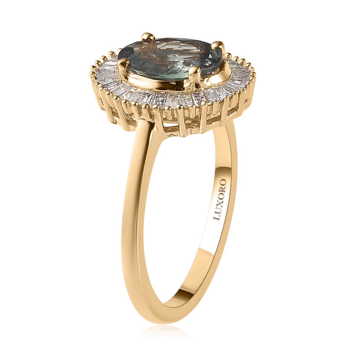 Luxoro 10K Yellow Gold AAA Narsipatnam Alexandrite and G-H I3 Diamond Ring (Size 7.5) 1.60 ctw image number 3