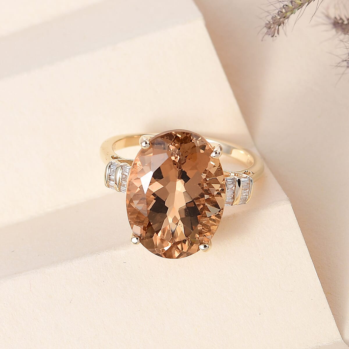 Luxoro 10K Yellow Gold Premium Golden Scapolite and Diamond Ring (Size 7.5) 8.15 ctw image number 1