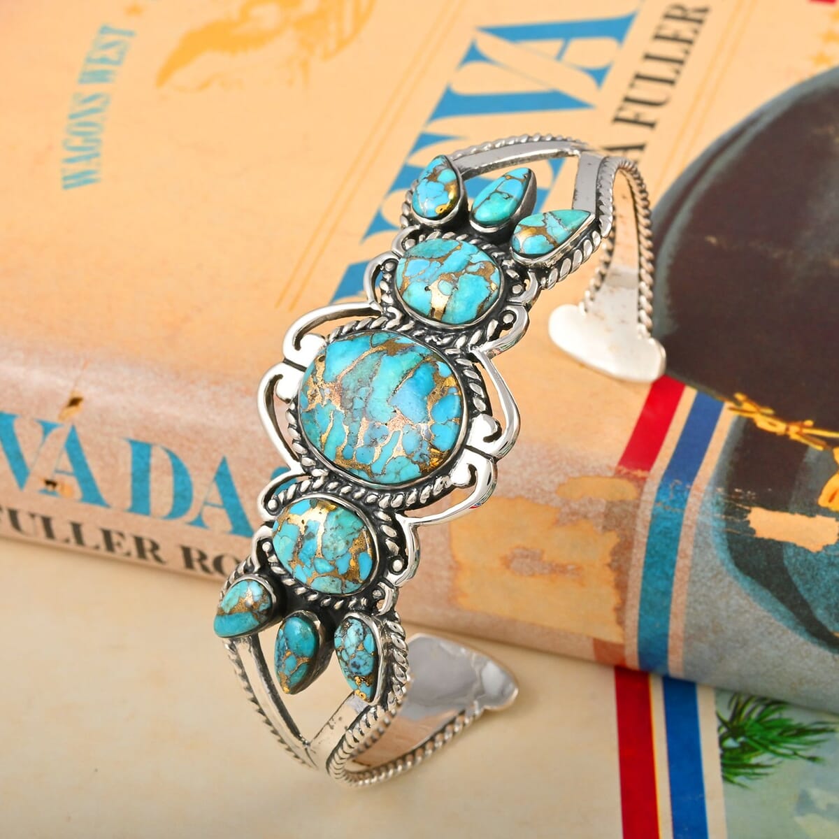 Santa Fe Style Mojave Turquoise Cuff Bracelet in Sterling Silver (7.00 In) 7.50 ctw image number 1