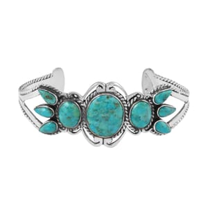 Santa Fe Style Kingman Turquoise 7.50 ctw Cuff Bracelet in Sterling Silver (7.00 In)