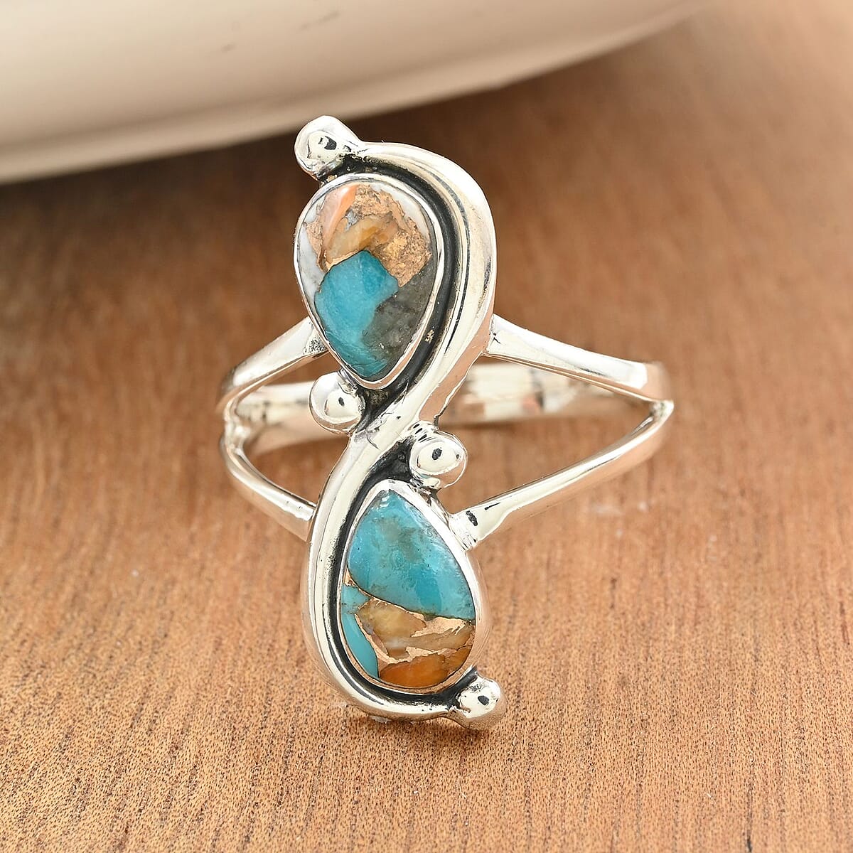 Santa Fe Style Spiny Turquoise Ring in Sterling Silver (Size 11.0) 1.00 ctw image number 1