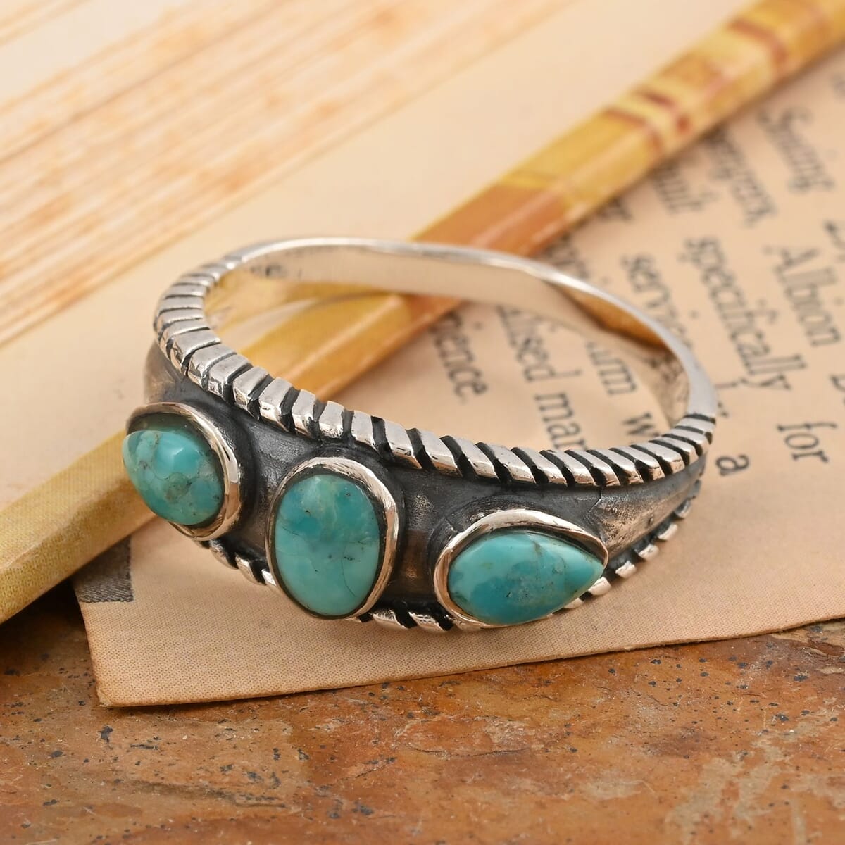 SANTA FE Style Turquoise 3 Stone Ring in Sterling Silver (Size 6.0) 1.50 ctw image number 1