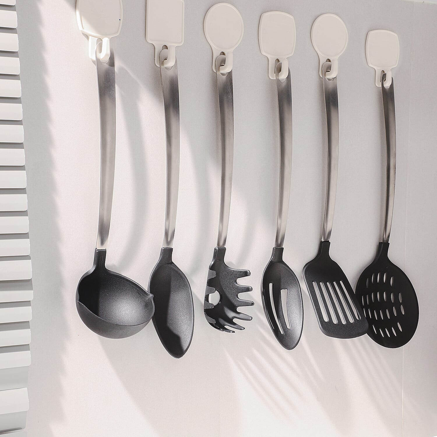 Set of 6 Stainless Steel with Nylon on The Top Laddle, Spaghetti Spoon, Slotted Turner, Slotted Spoon, Basting Spoon, Skimmer