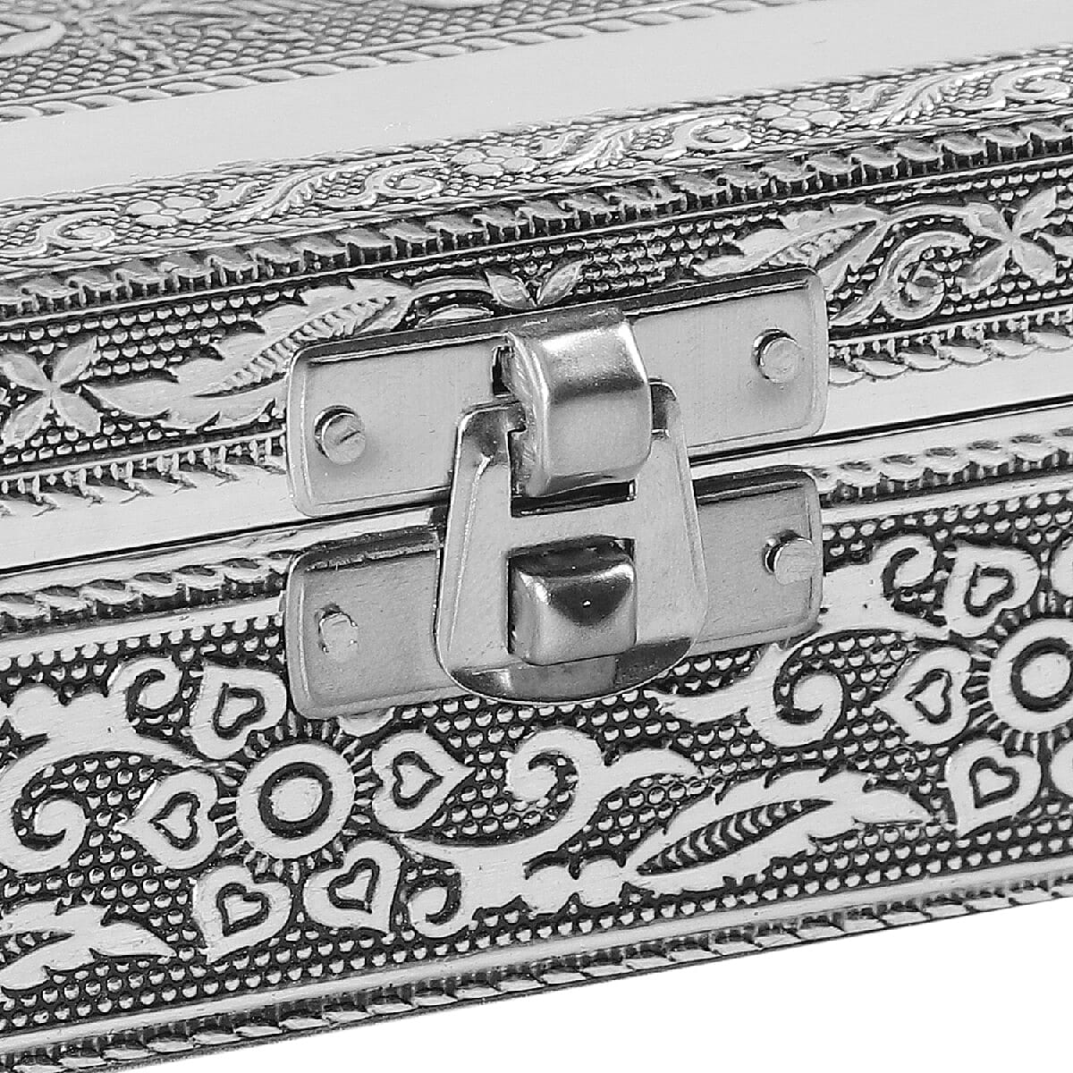 Handcrafted Horse and Baby Pattern Carved Oxidized Storage Box image number 6