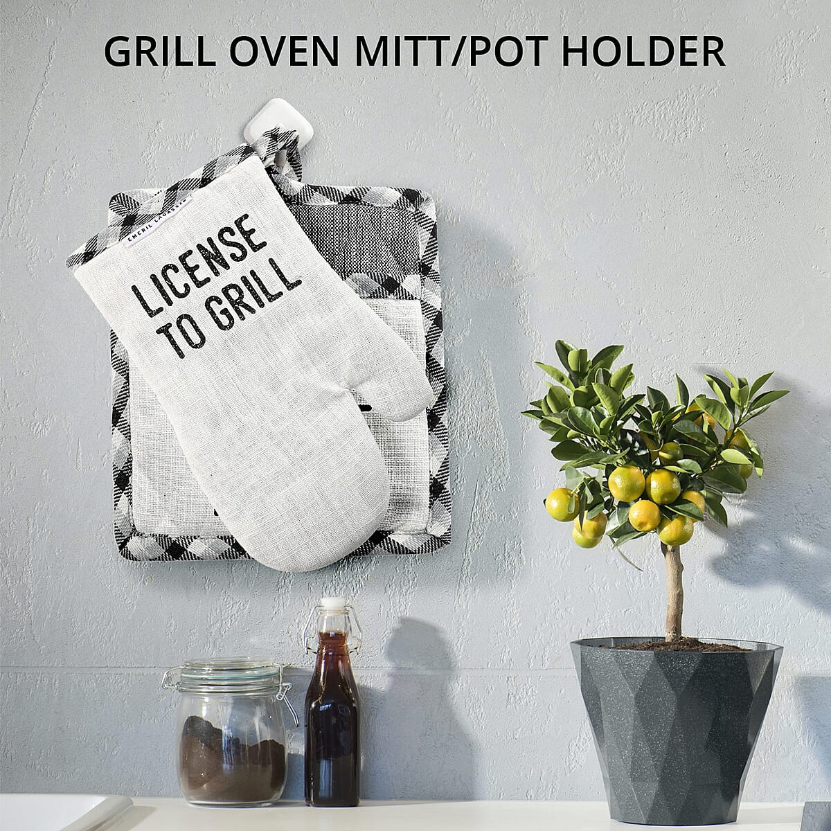 Natural License to Grill Oven Mitt/Pot Holder 2pcs Set image number 1