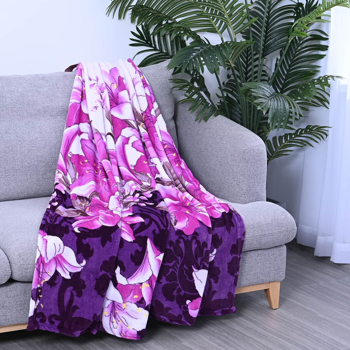 HOMESMART Set of 2 Purple Solid & Lily Flower Pattern Microfiber Flannel Blanket (59x90) image number 0