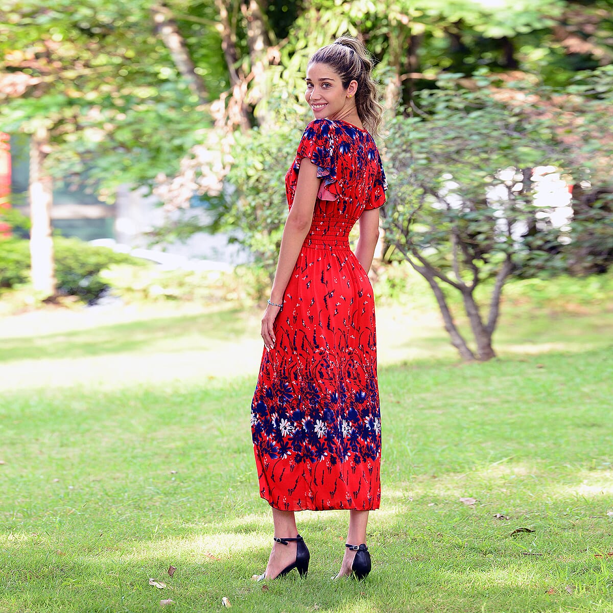 JOVIE Red Floral Smocked Waist Maxi Dress with Flutter Sleeve image number 5