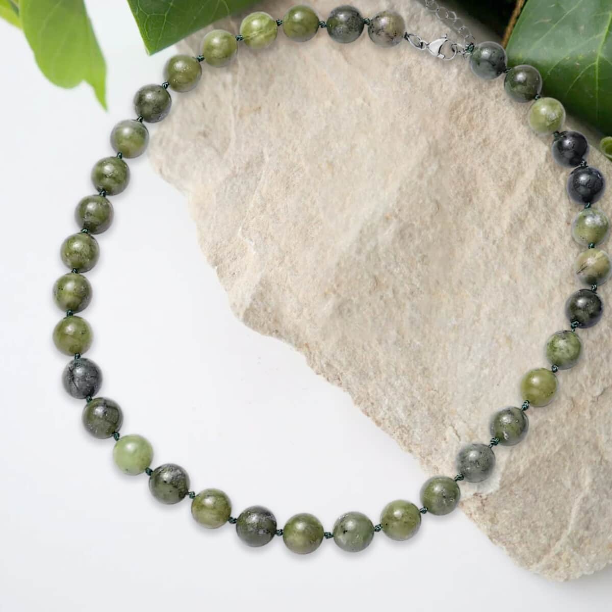 Taiwan Quartzite 456.50 ctw Beaded Necklace in Stainless Steel 20 Inches image number 2