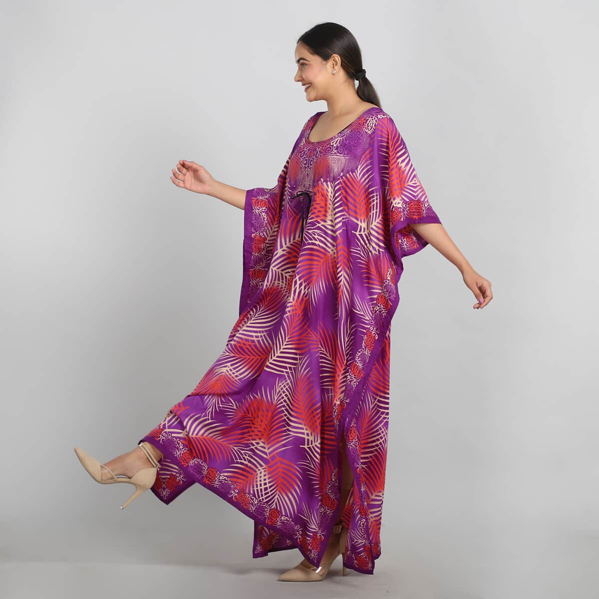 JOVIE Purple and Pink Feather Long Kaftan with Drawstring - One Size Fits Most image number 3