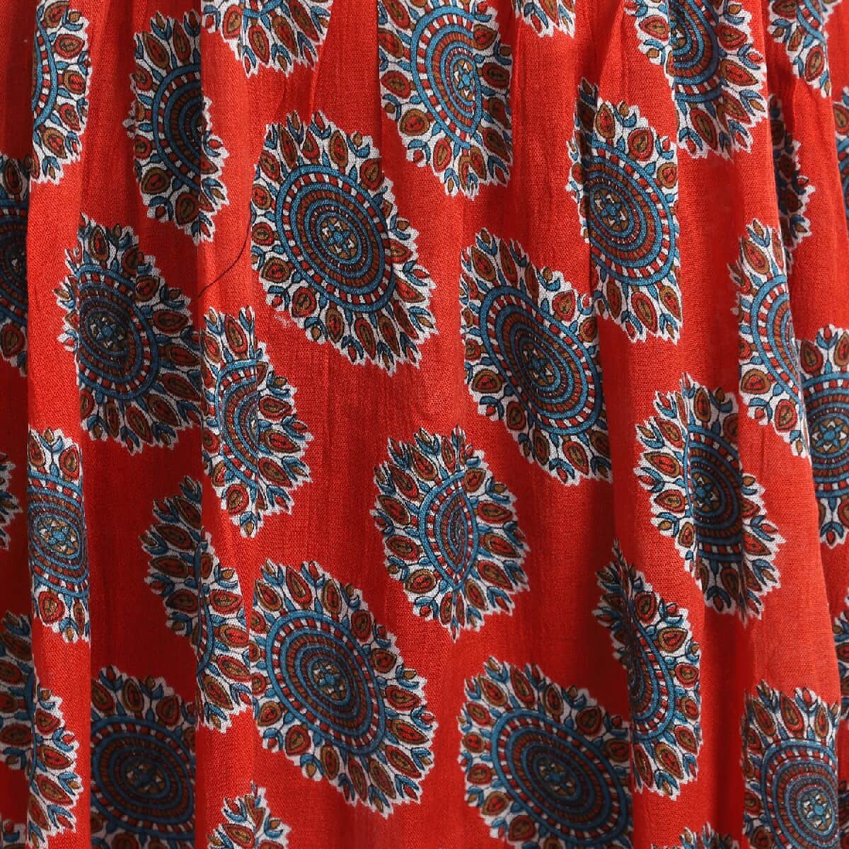 JOVIE Red Smocked Strapless Dress - Missy image number 4