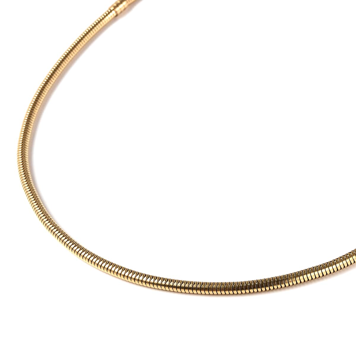 Snake Chain Necklace 20 Inches in ION Plated Yellow Gold Stainless Steel 15.50 Grams image number 2