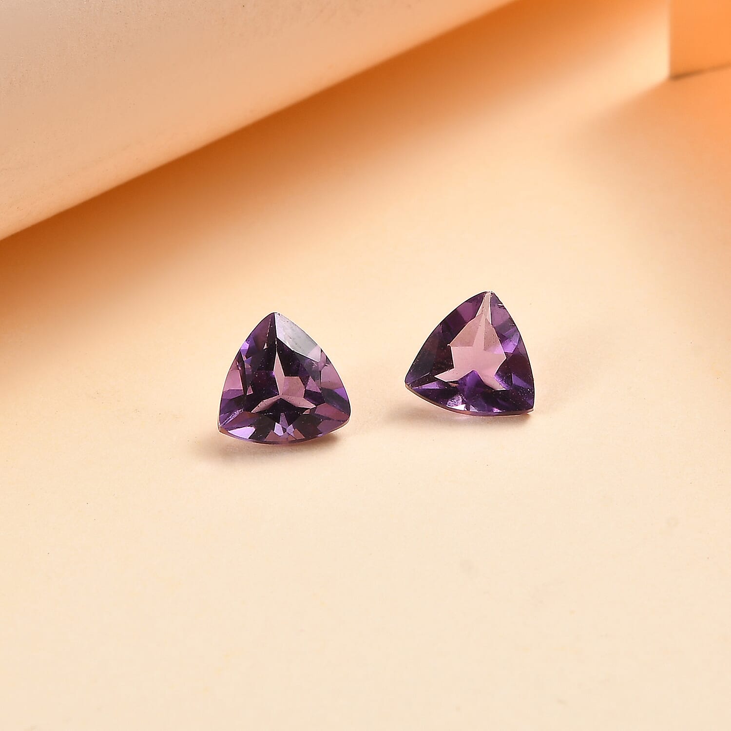 Mashamba Amethyst Set of 2 (Trl 7 mm) 1.96 ctw Loose Gemstone