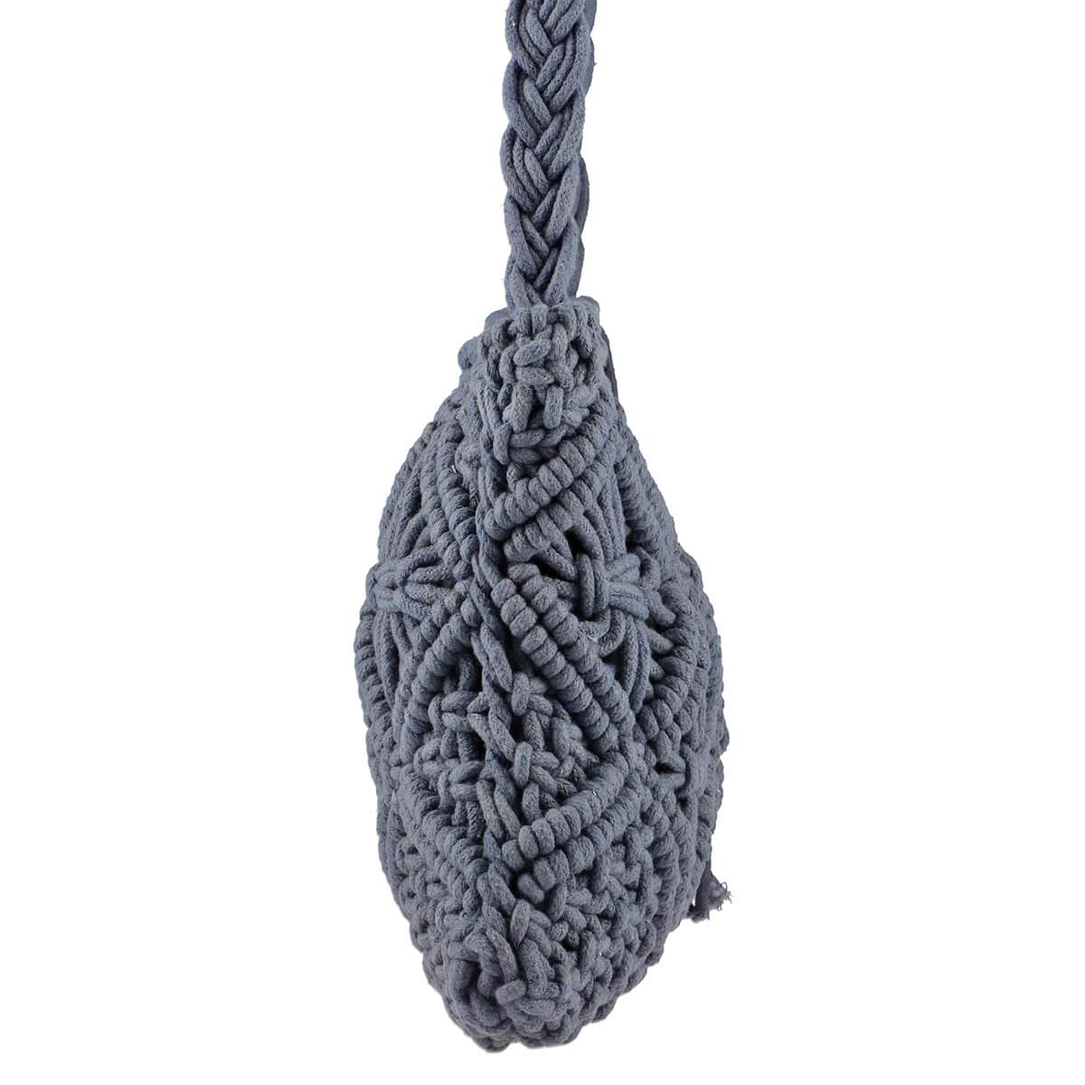 "100% Cotton Crossbody Macrame Bag SIZE: 9(L)x8(H) with 23 inch long handle COLOR: Gray" image number 3