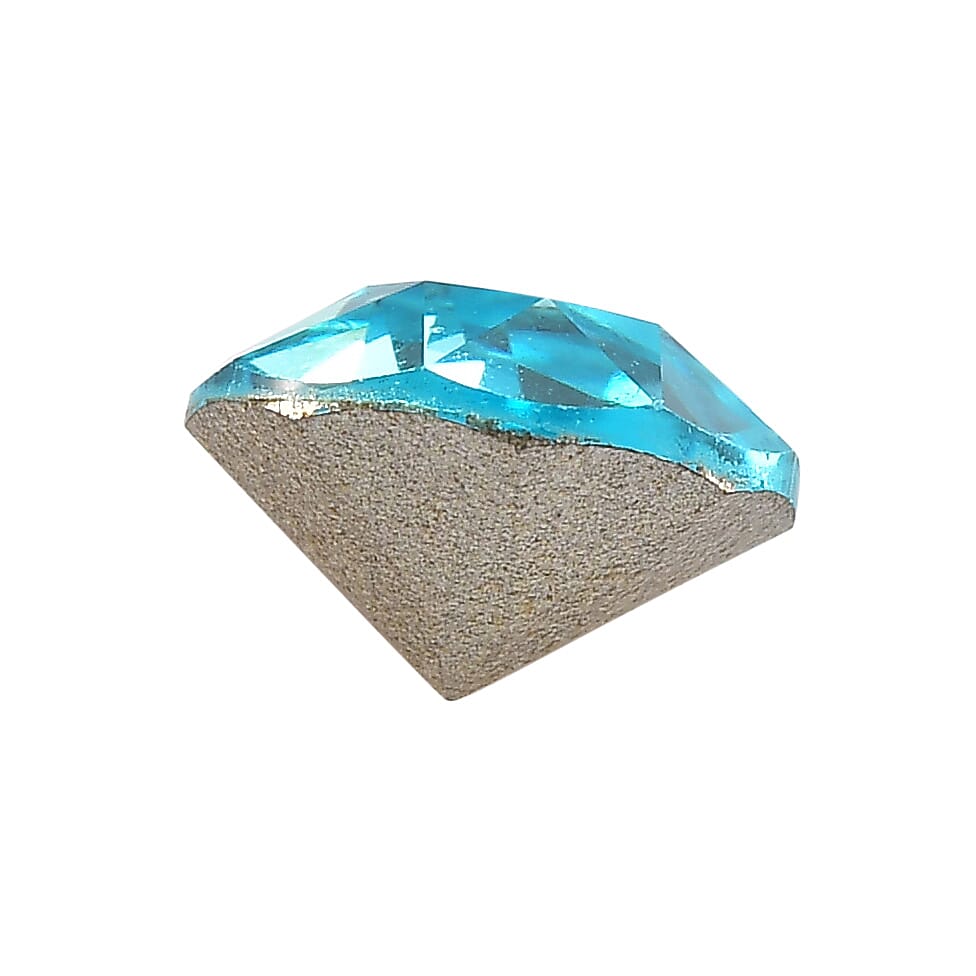 Light Turquoise Crystal (Rnd 6.25 mm) 0.72 ctw