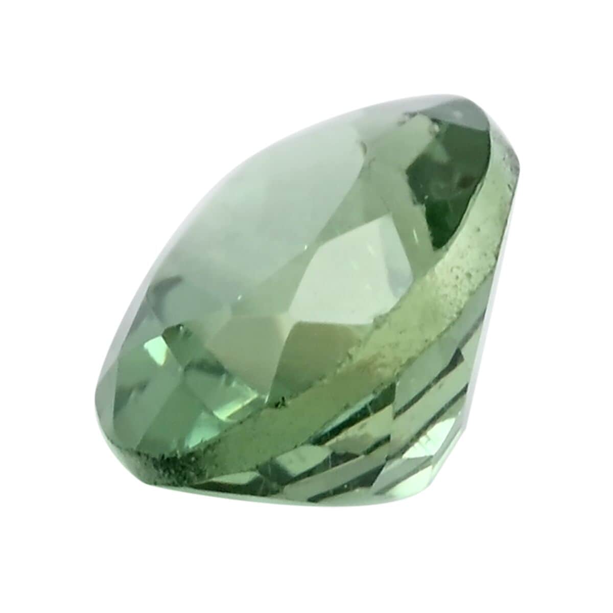 AA Natural Green Apatite (Ovl 5x4 mm) 0.70 ctw image number 2