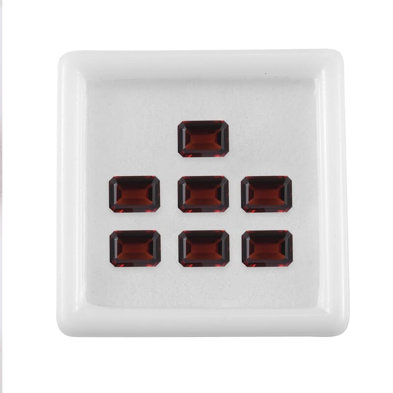 AAA Imperial Fire Garnet Set of 7 (Oct 7x5 mm) 8.50 ctw Loose gemstone (Del. in 7-10 Days)