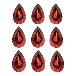 AAA Mozambique Garnet Set of 9 (Pear 8x5 mm) 8.50 ctw