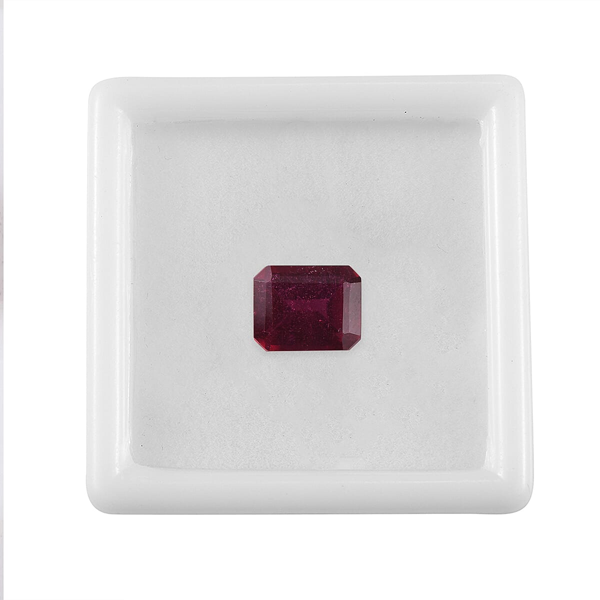AA Niassa Ruby (FF) (Oct 10x8 mm) 4.02 ctw Loose Gemstone image number 3