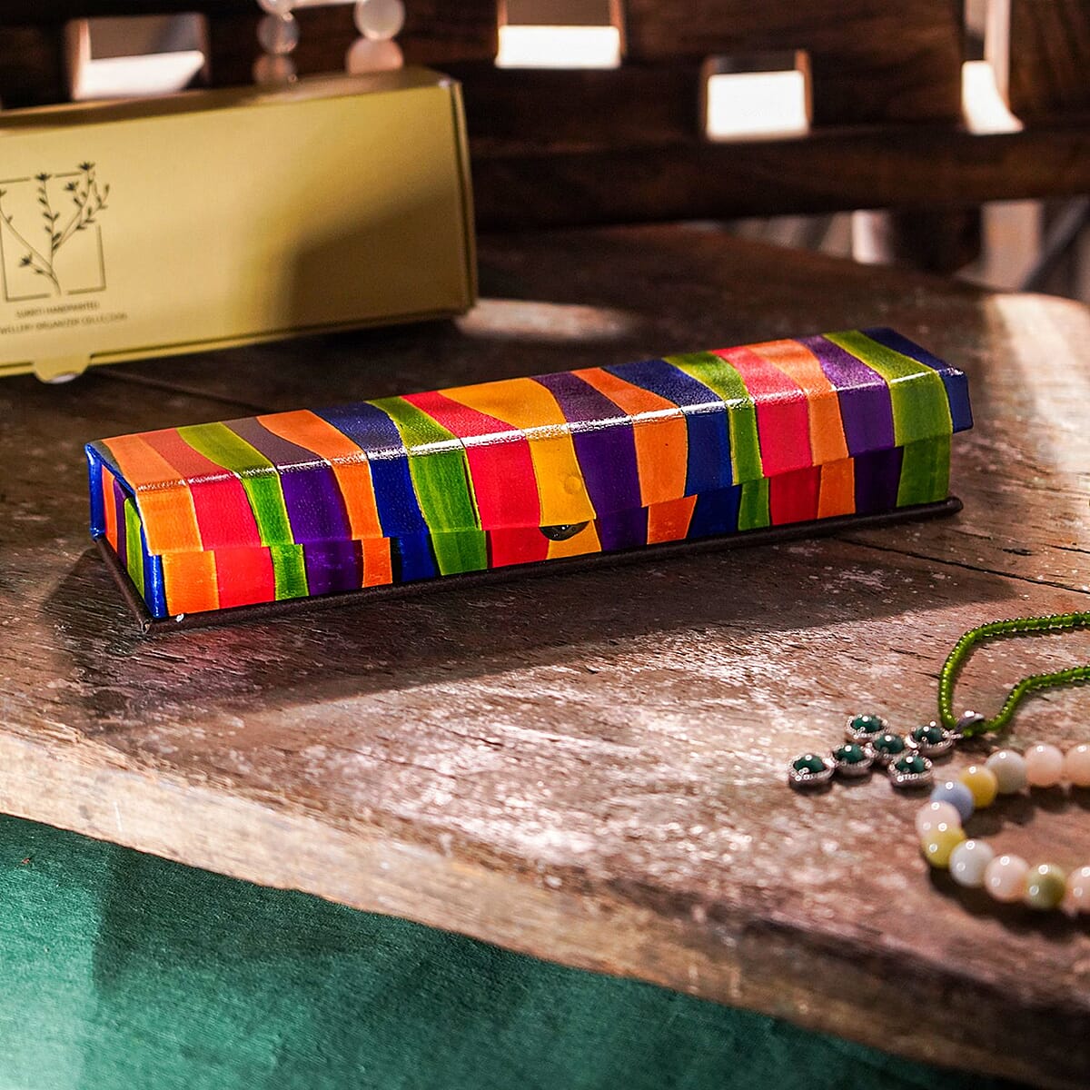 Multi Strap Embossed Pattern Genuine Leather Jewelry Box image number 6