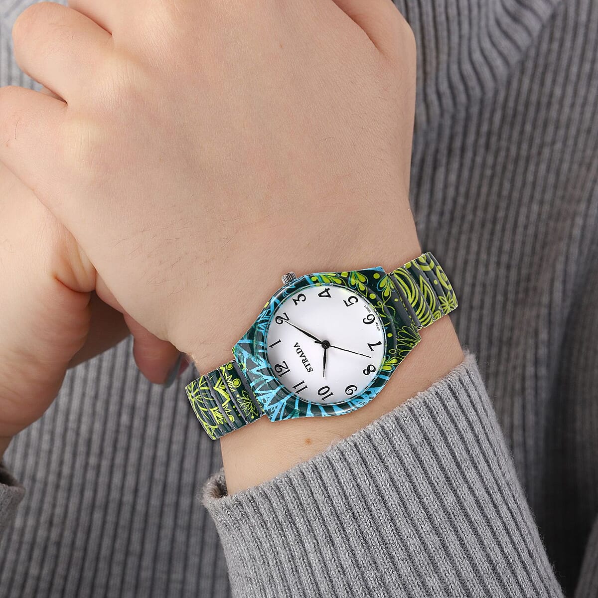 Strada Japanese Movement Water Resistant Bohemian Print Pattern Stretch Bracelet Watch in Stainless Steel Strap (48mm) image number 2